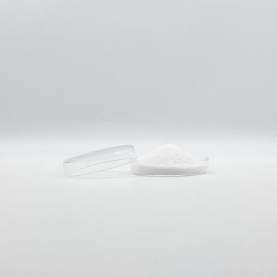 0.05٪ حداقل واحد باقیمانده تصفیه آب پلی اکریلامید با عملکرد و تراکم عمده 0.8-1.0 G / cm3
